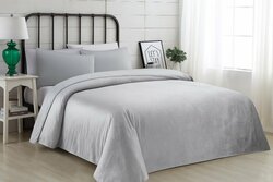 Přehoz na postel VELVET se vzorem - světle šedá