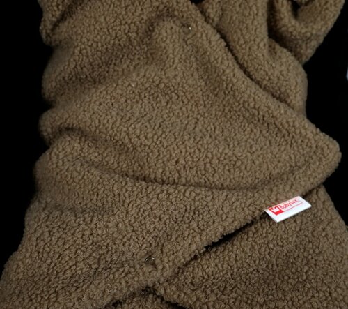 Zavinovací deka do autosedačky - hnědá