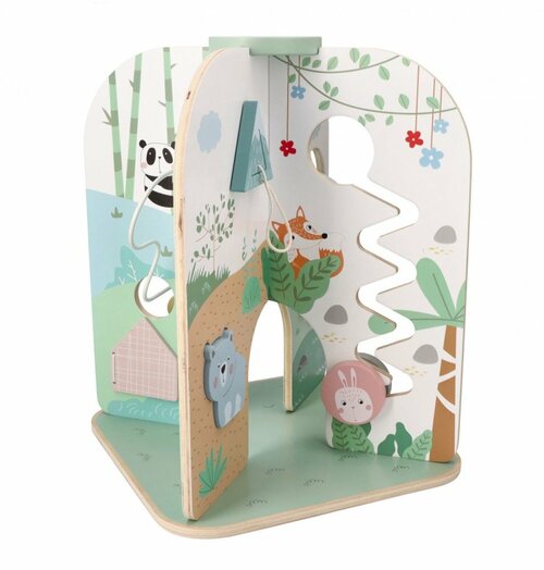 Centrum aktivity dobrodružství v lese