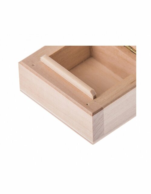 Krabička dřevěná - 6x6x3,8 cm