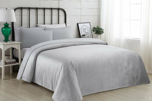 Přehoz na postel VELVET se vzorem - světle šedá