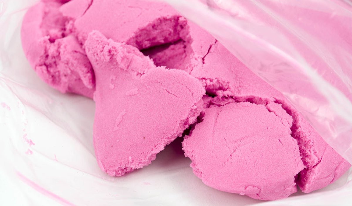 Kinetický písek 1 kg růžová