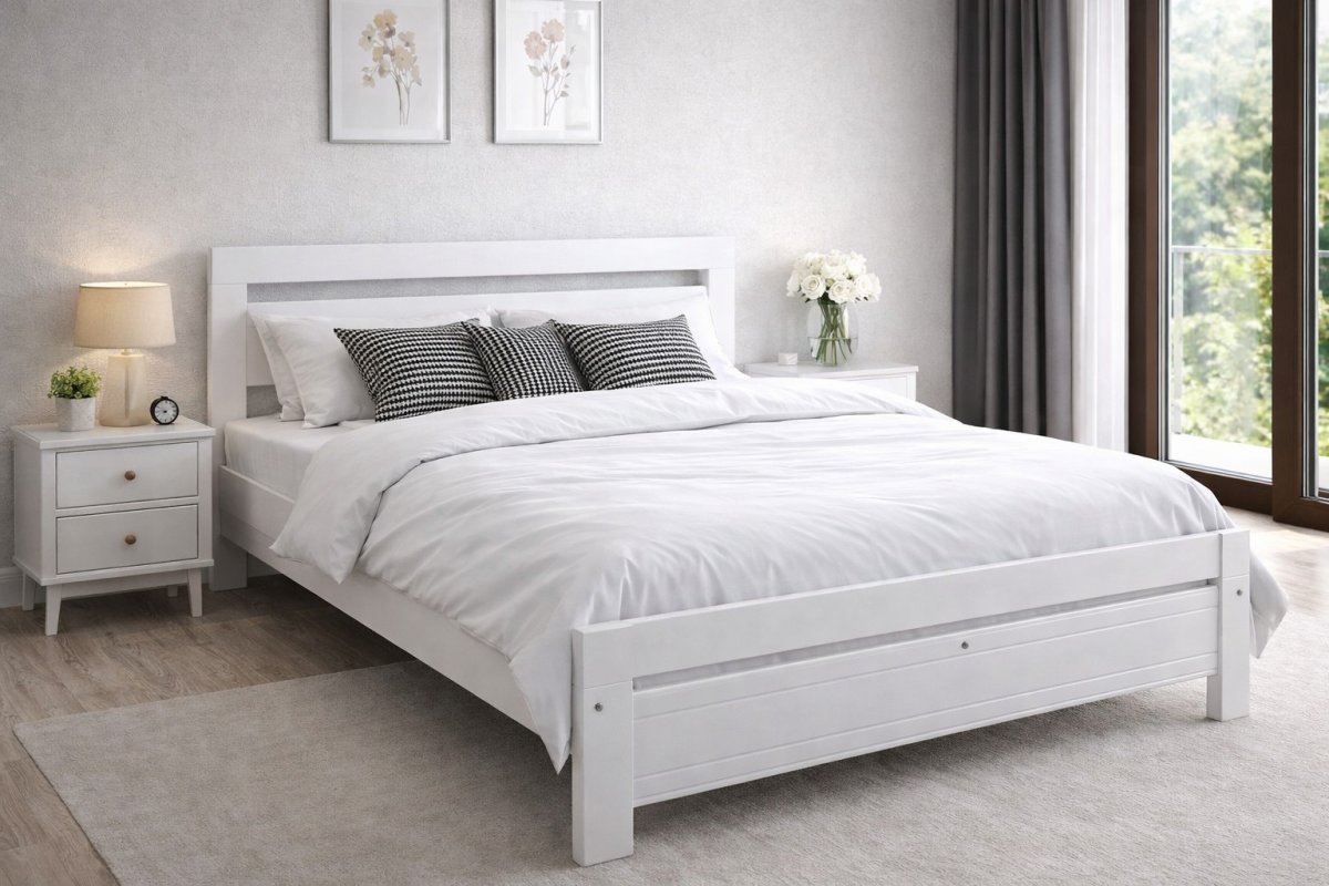 Postel z masivu Amor 140x200 cm bílá + rošt ZDARMA