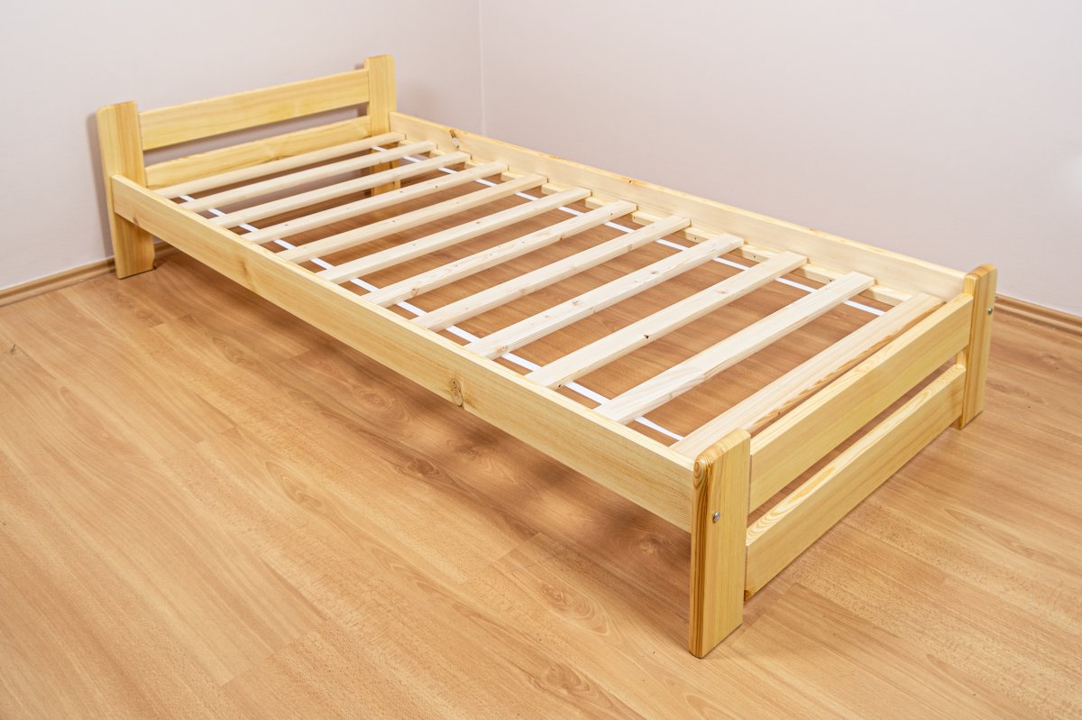 Zvýšená postel z masivu Halle 90x200 cm + rošt ZDARMA