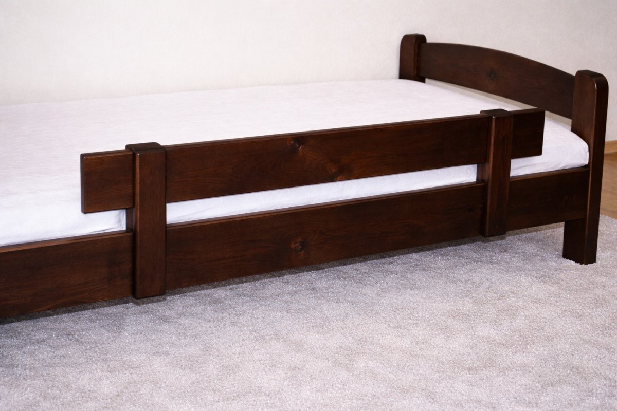 Univerzální ochranná bariérka z masivu 100 cm ořech