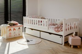 Postel z masivu George 80/200 cm - BÍLÁ + rošt ZDARMA