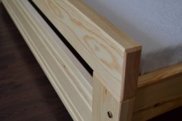 Postel z masivu borovice 3,5 cm Tilo 180x200 cm + rošt ZDARMA 